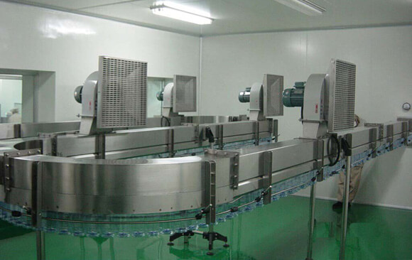 Washing heads of water filling machine