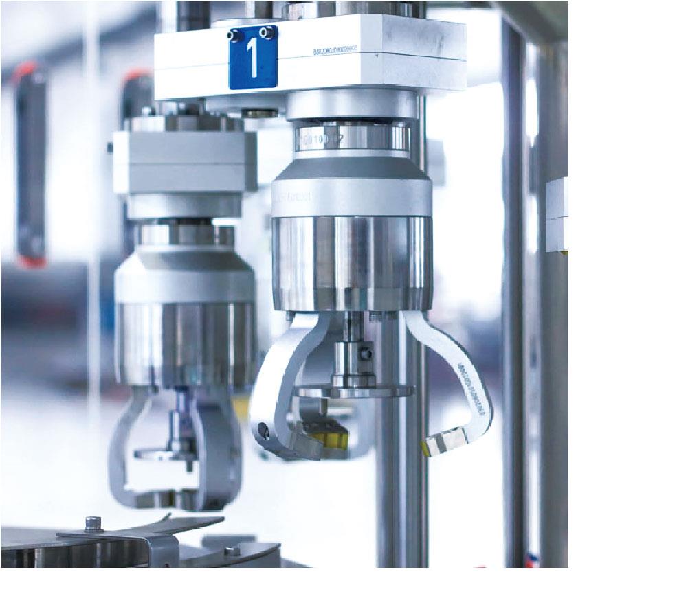 Capping head.jpg Capping head.jpg