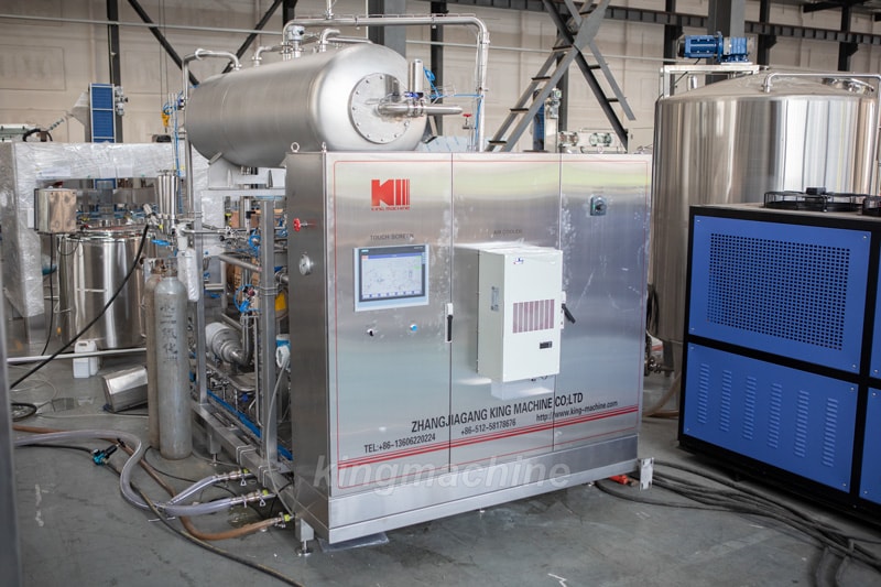 Electronic flow control beverage mixer.jpg Electronic flow control beverage mixer.jpg
