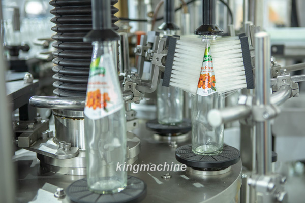 Sticker Labeling Machine.jpg Sticker Labeling Machine.jpg