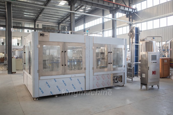 Automatic Water Filling Machine1 (2).jpg Automatic Water Filling Machine1 (2).jpg
