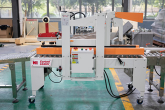 Sealing machine