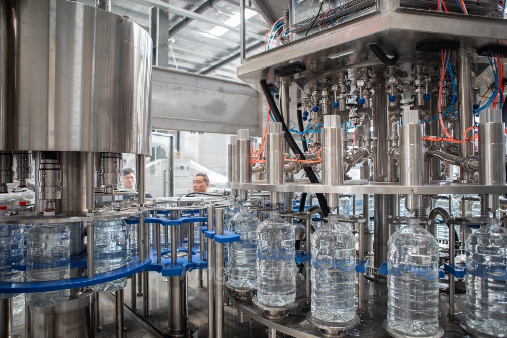 weighing filling machine.jpg weighing filling machine.jpg