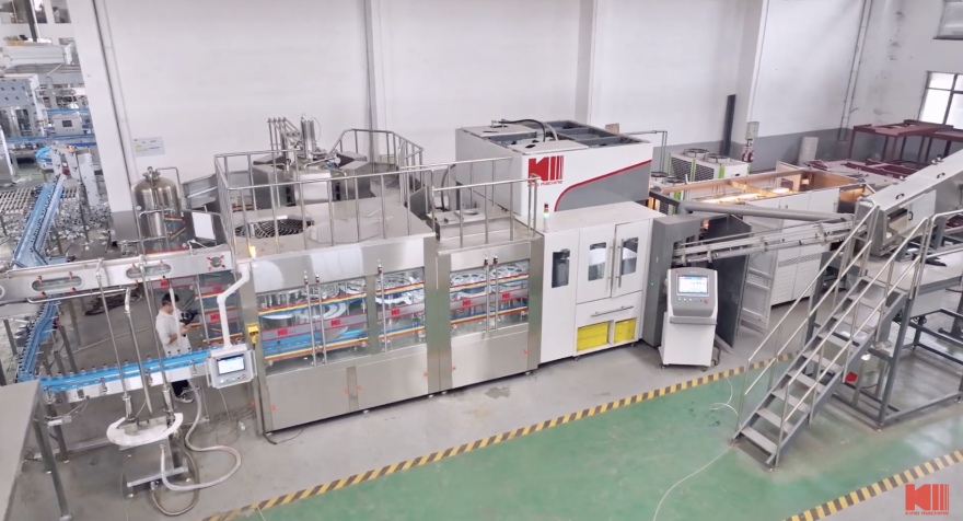 blowing filling capping machine.jpg blowing filling capping machine.jpg
