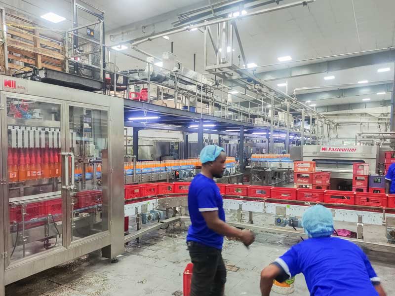 18000BPH 330ml glass bottle Coca-Cola filling and packaging line.jpg 18000BPH 330ml glass bottle Coca-Cola filling and packaging line.jpg