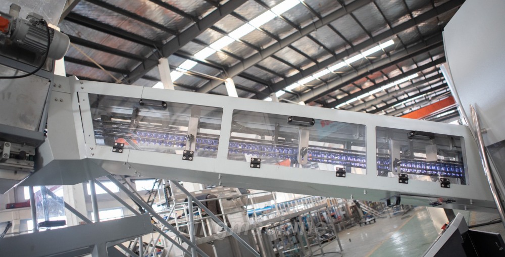 PET bottle filling machine PET bottle filling machine