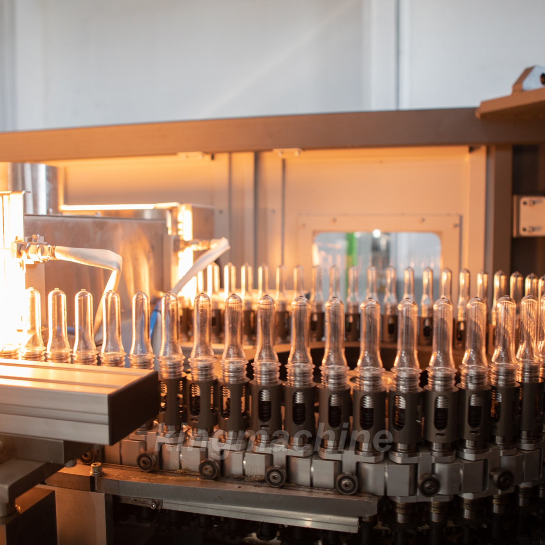 Filling Process of the Blowing Filling Capping Combiblock